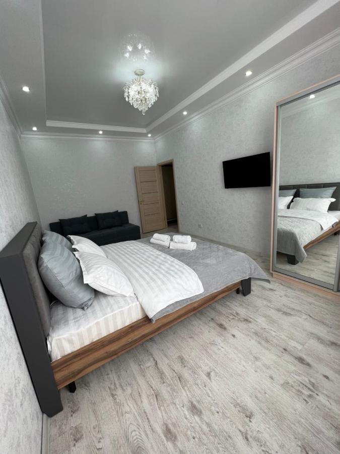 Уютная Квартира На Expo-Smart Замок Apartment Astana Ngoại thất bức ảnh