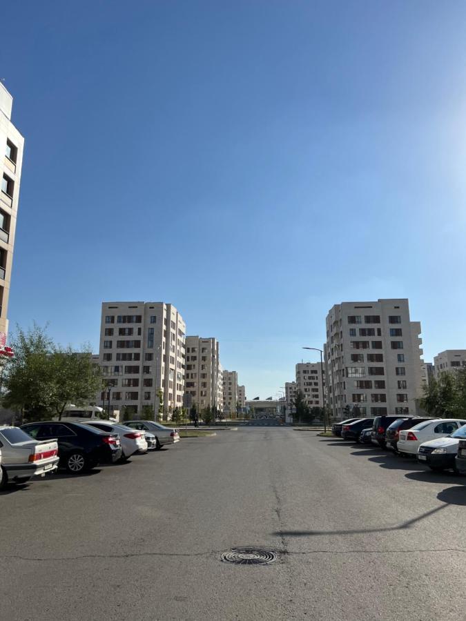 Уютная Квартира На Expo-Smart Замок Apartment Astana Ngoại thất bức ảnh